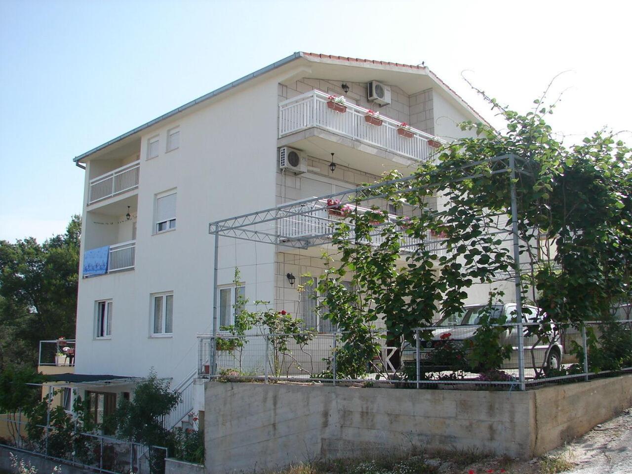Apartments Mara Trogir Eksteriør bilde